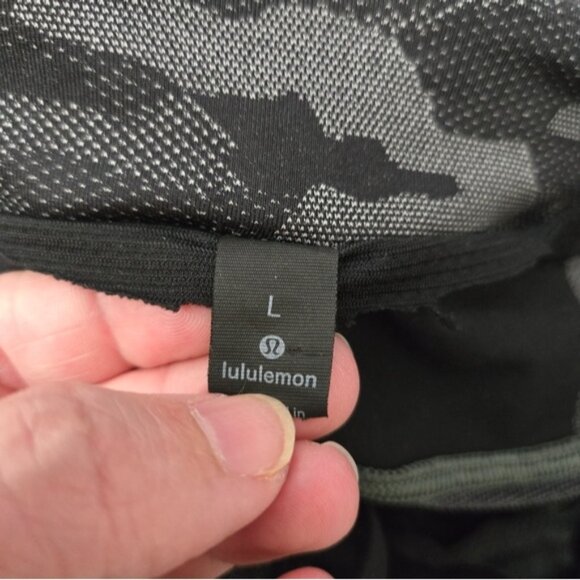 Lululemon Surge Short 6" Variegated Mesh Camo Black - Picture 10 of 10